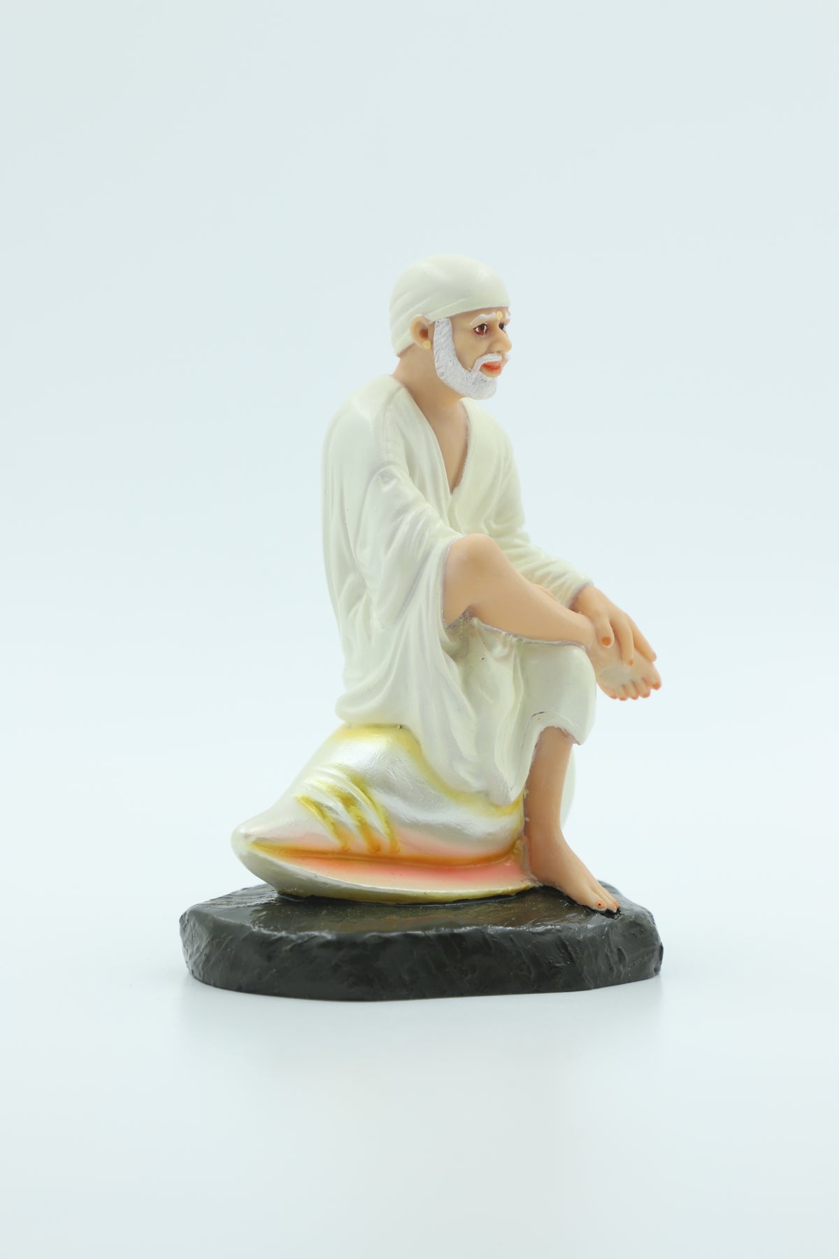 🕉️Hemant Art Shirdi Sai Baba Idol – 5 Inch – Sitting on Conch Shell – Pure Resin Marble Finish
