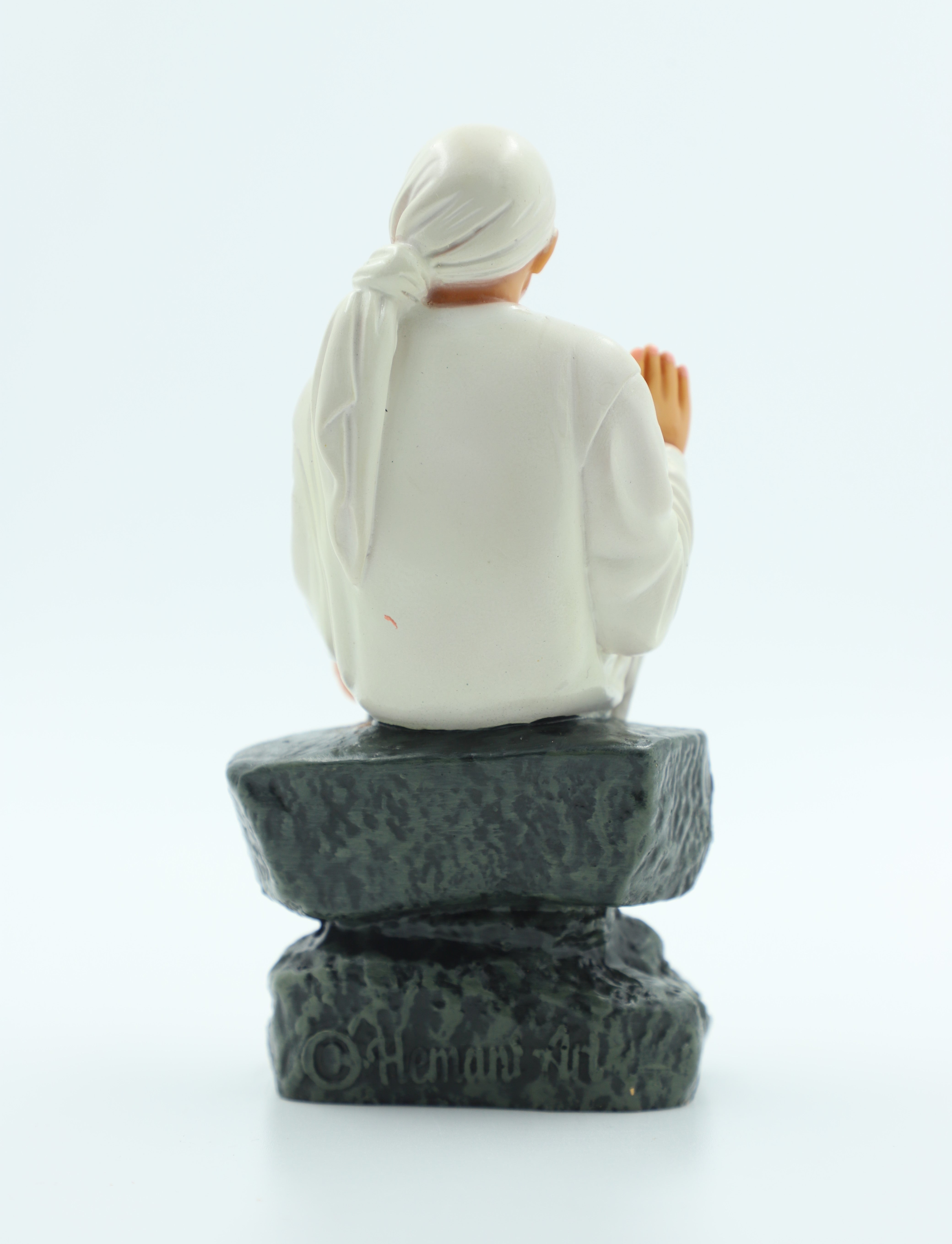 🙏 Hemant Art Shirdi Sai Baba Idol🛕 – Sitting on Stone, Aashirwad Hand – 6.5 Inch (White ), Handcrafted Resin Murti