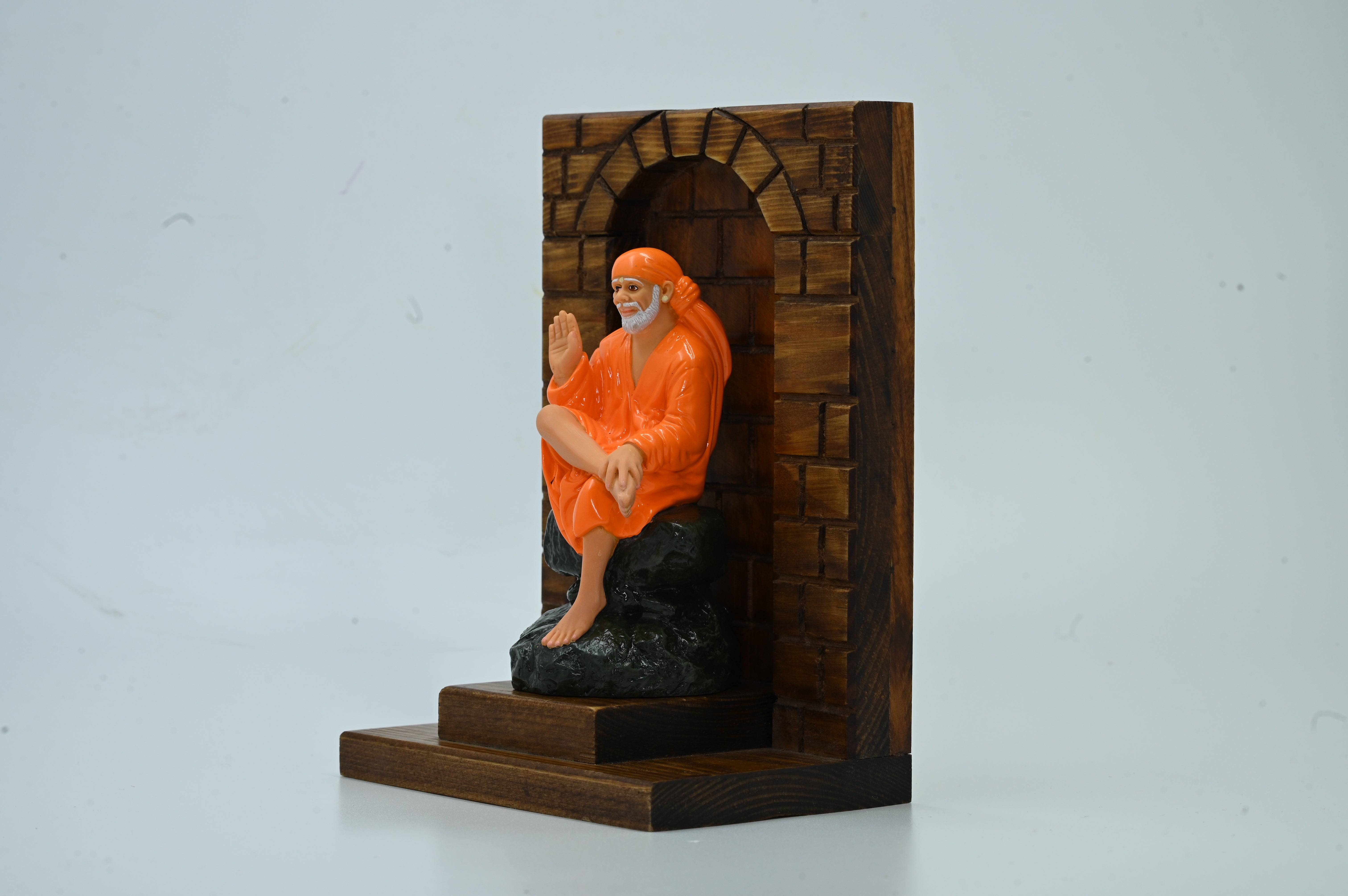 🕉️ "Hemant Art Shirdi Sai Baba Statue with Wooden Stand – Ashirwad  🙌(Blessing) Hand"