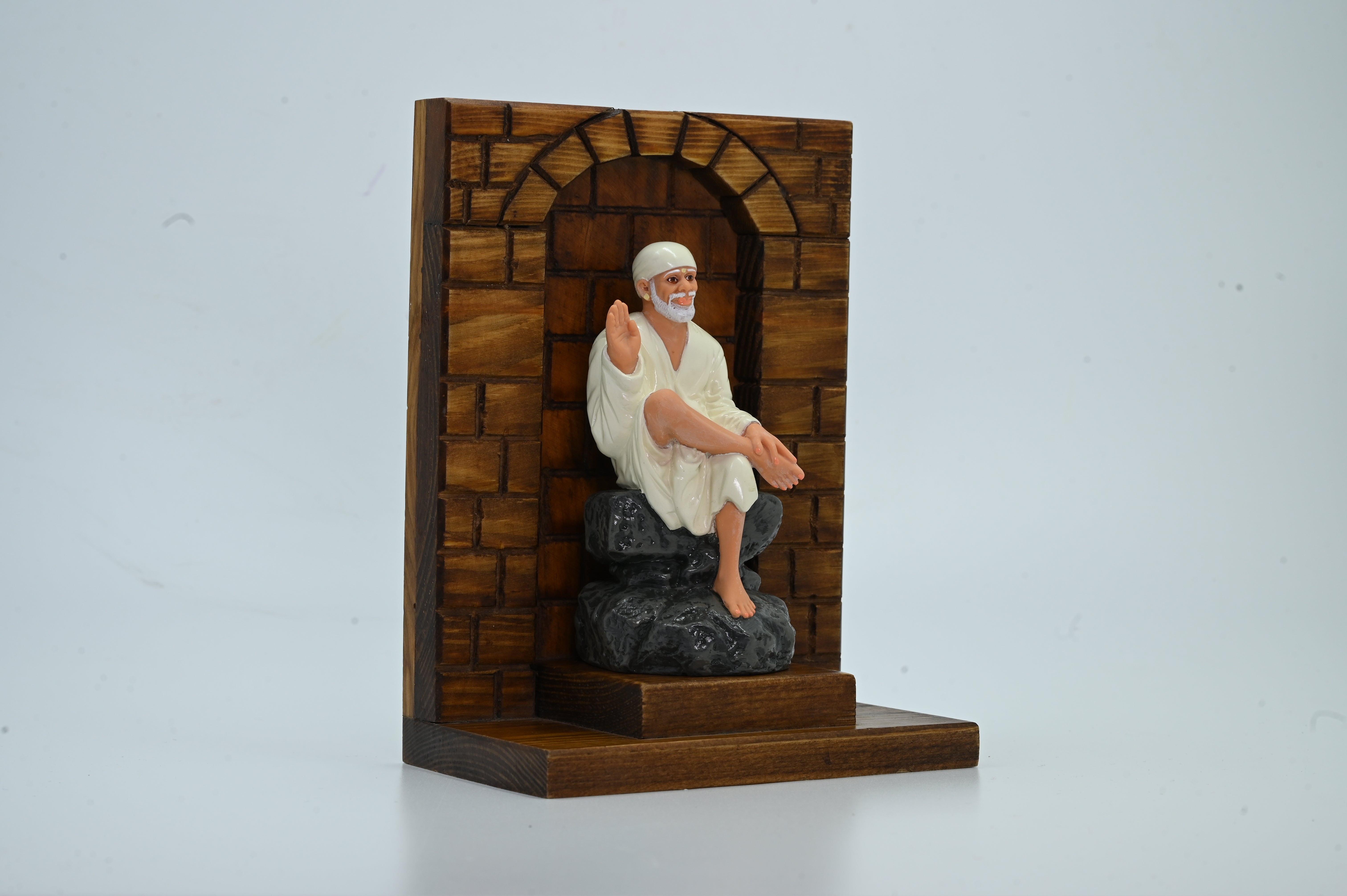 🕉️ "Hemant Art Shirdi Sai Baba Statue with Wooden Stand – Ashirwad  🙌(Blessing) Hand"