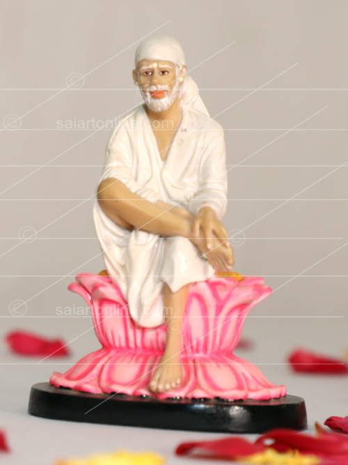 Shirdi Sai Baba Statue